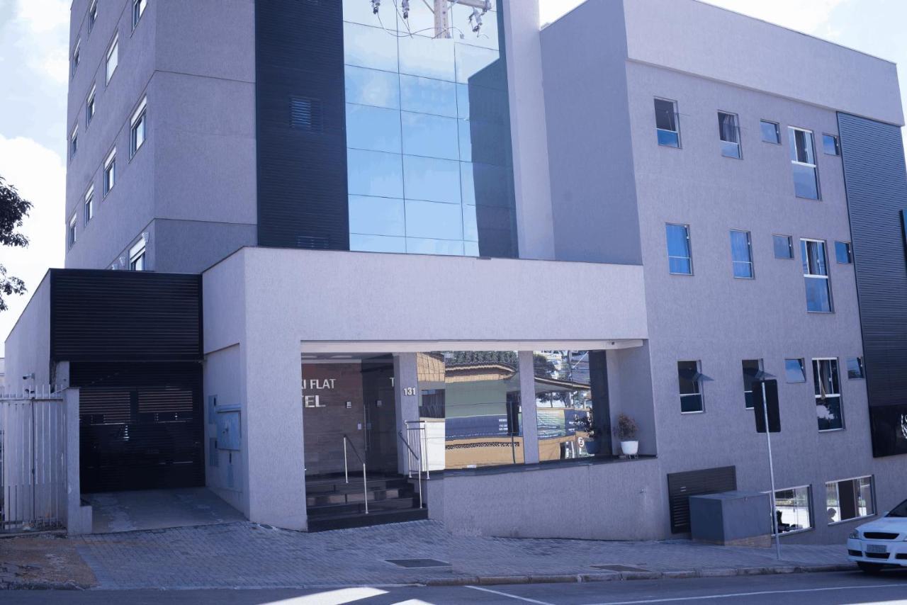 Sokulski Flat Hotel E Restaurante Araucaria Exterior photo