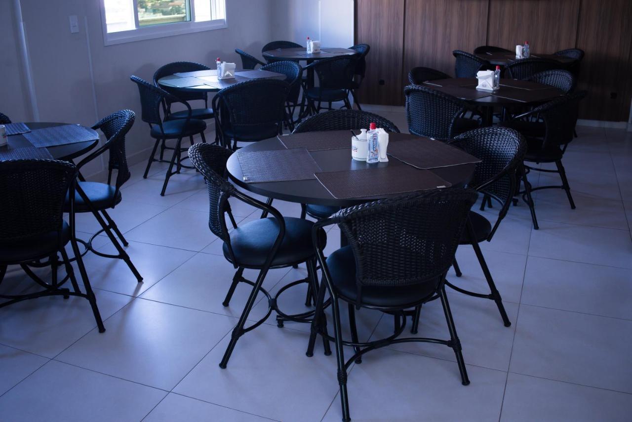 Sokulski Flat Hotel E Restaurante Araucaria Exterior photo